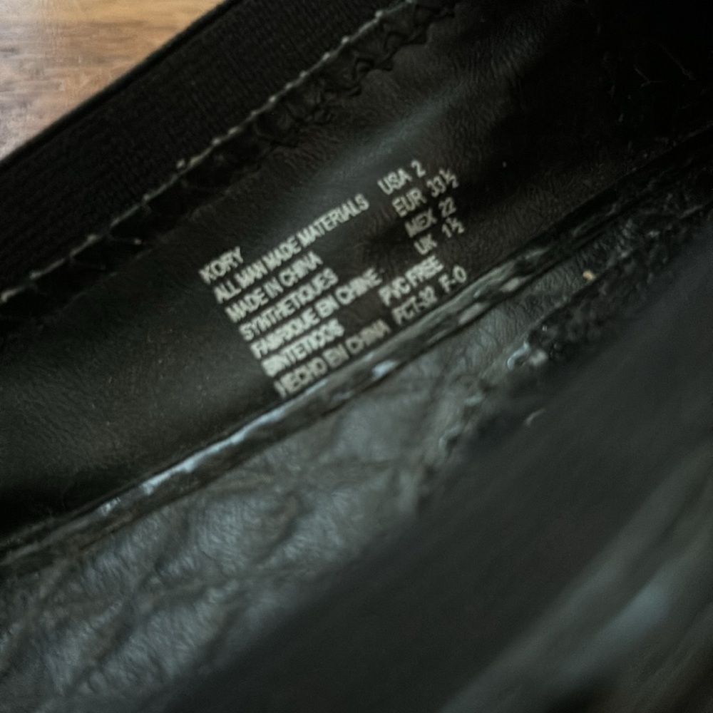 Michael Kors girls dress shoes - Picture 4 of 5